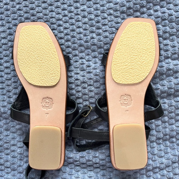 Brand new hand-made black leather sandals. - Picture 3 of 8